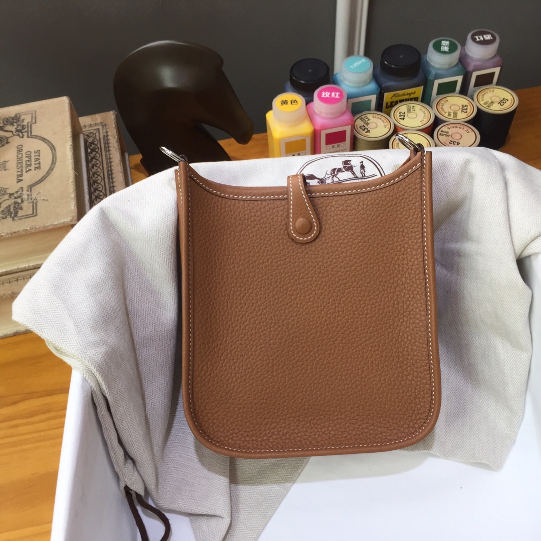 에르메스 미니 에블린16 골드브라운 은장 끌레망스 가죽